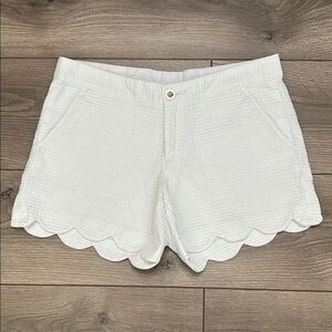 Lilly‎ Pulitzer The Buttercup Scalloped Hem White Casual Shorts Size 2